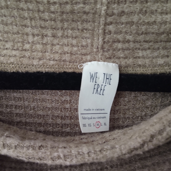 We The Free olive green cropped long sleeve shirt size women's medium - Picture 2 of 5